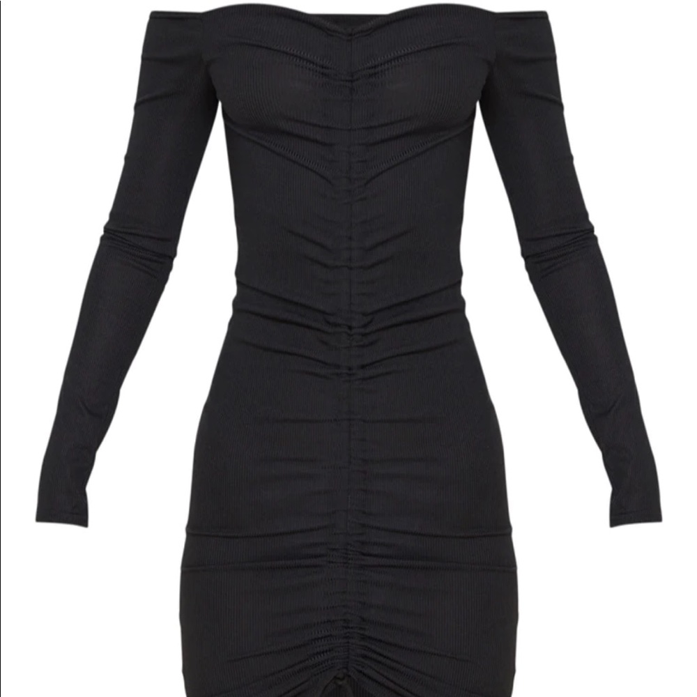 PRETTYLITTLETHING / NEVER WORN - Black Ribbed Long sleeve Bodycon Dress